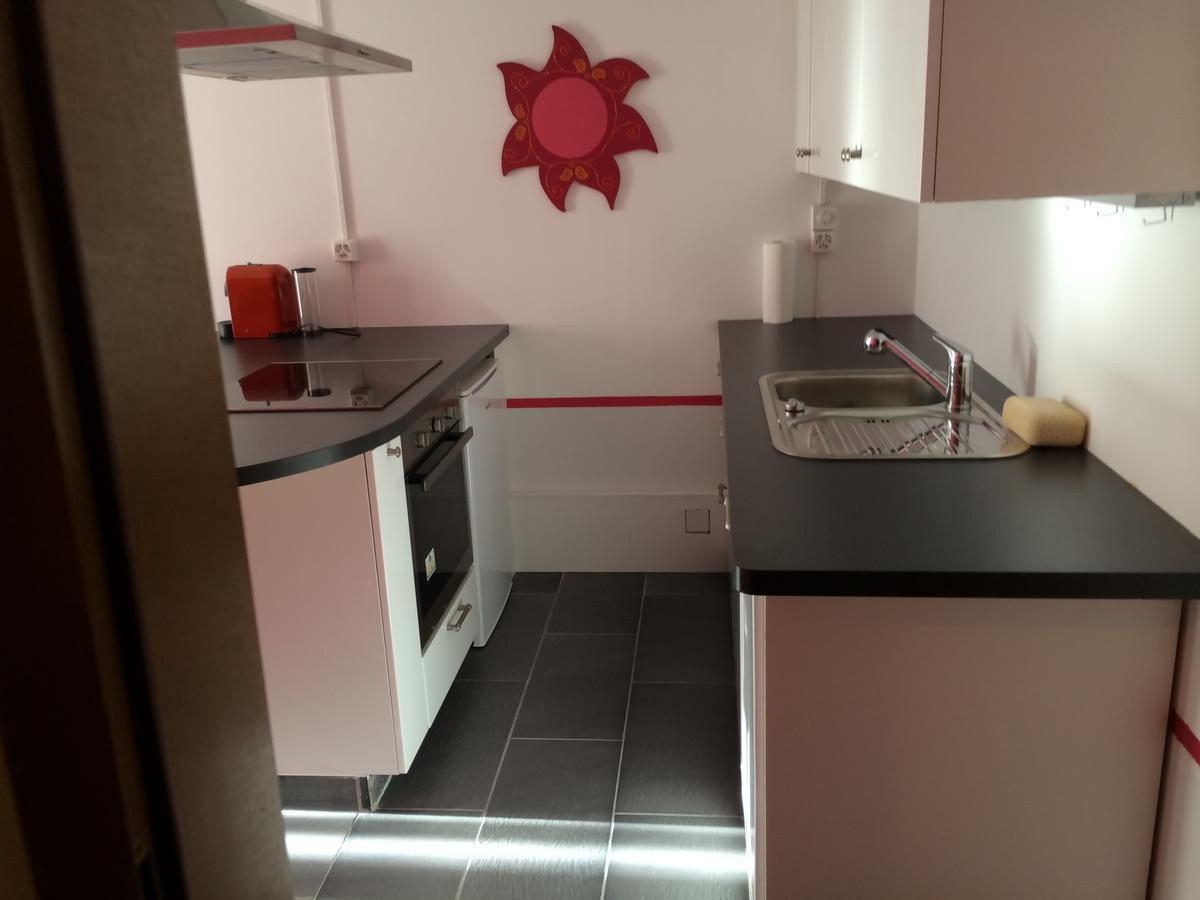 Bnb Parisod Aigle Exterior photo